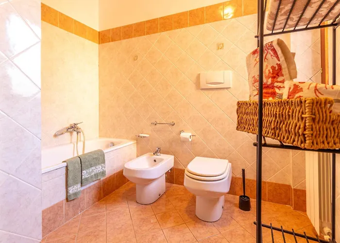 - Essential Apartment